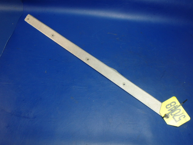 65546-04 Piper - SILL- Door